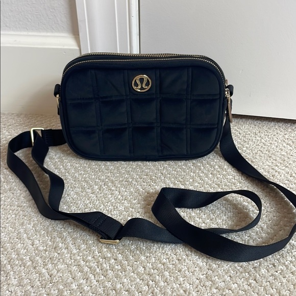 charlotte tilbury travel makeup bag of My Dreams - Quilted Velvet Skincare, Fragrance & Cosmetic Organizer with 5 Compartments, Zip Pocket & Top Handle Color:Snorkle Blue (default) 12+ youll always have a range:Gifts Under $75 Array Solar Backpack for